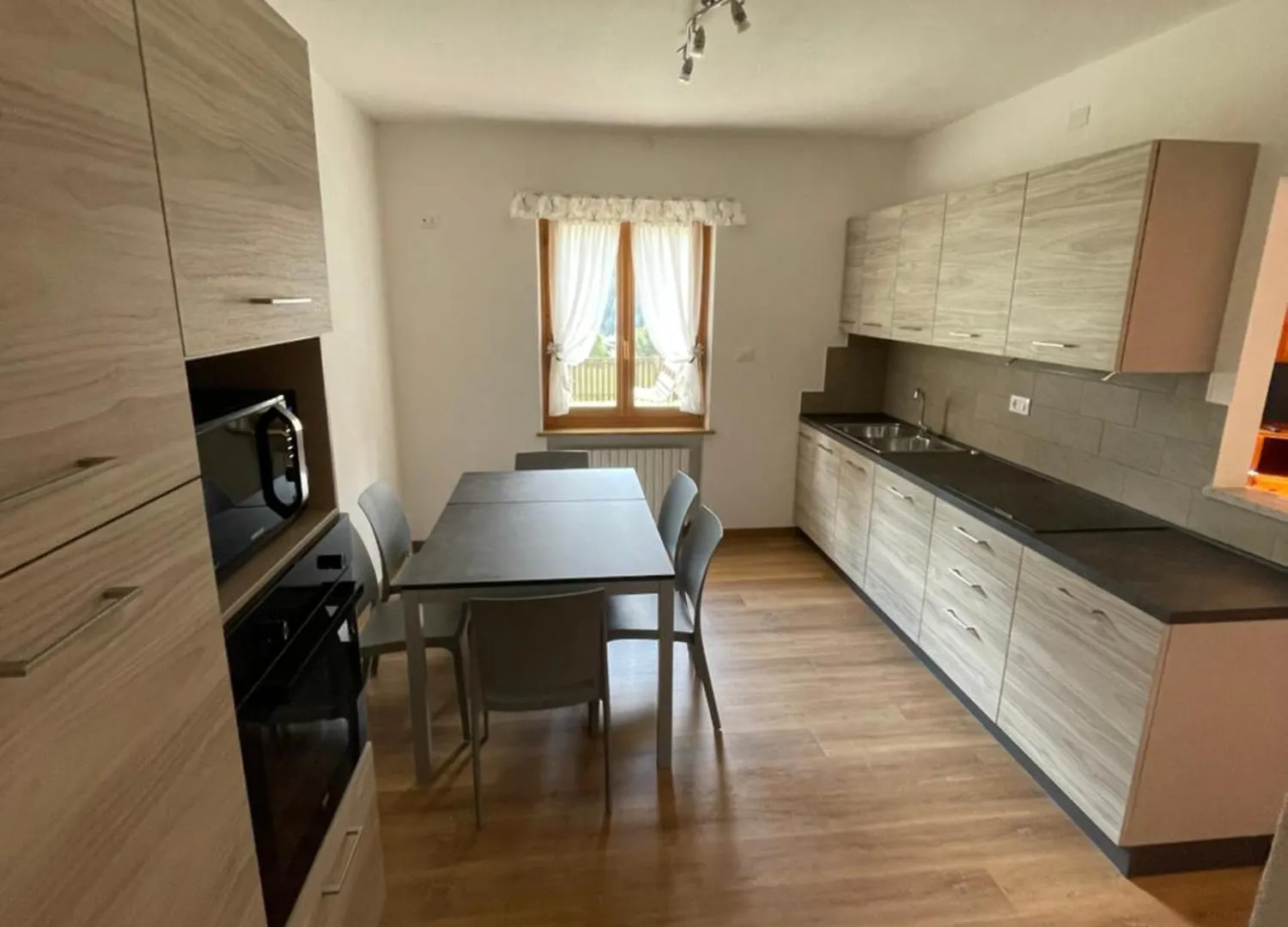 Appartamento Canes Caviola Olaszország